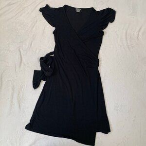Ann Taylor little black dress short‎ sleeve stretchy knee length true wrap dress